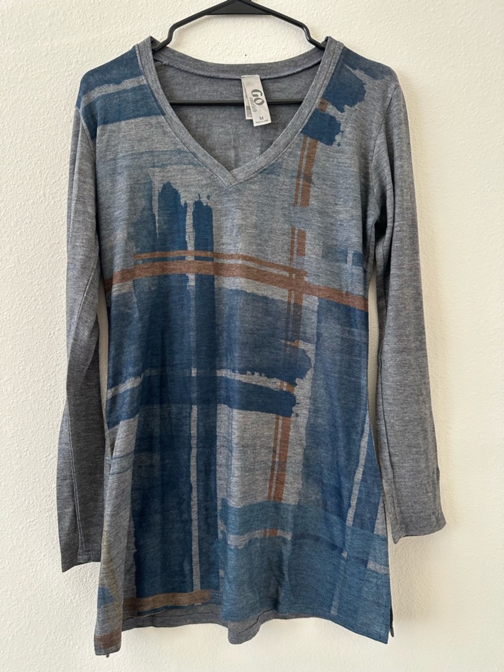 Go Couture Heather Gray V-Neck Top